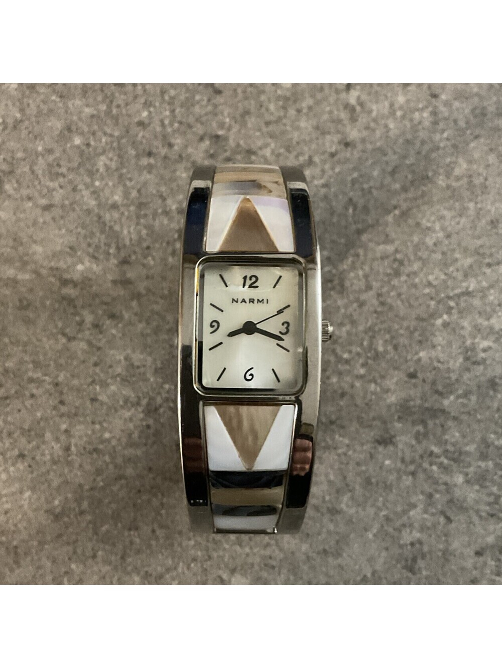 Beautiful Vintage Narmi Women’s Bracelet Watch 21mm W/Mother Of Pearl Enlay BCF